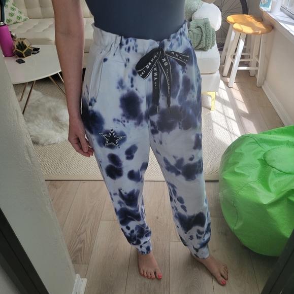 DKNY | Tie Dye Dallas Cowboys Jogger - Picture 6 of 10